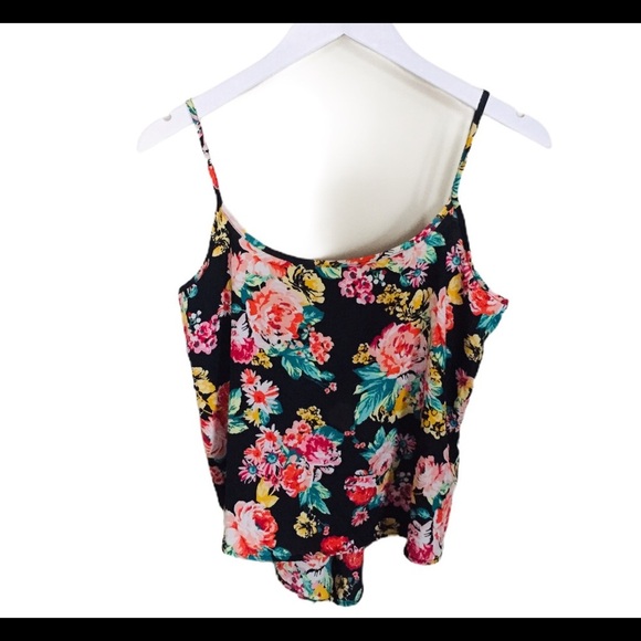 AMBIANCE APPAREL Floral Tank/Top With Button Open Back Detail Black Size Small - Picture 8 of 11